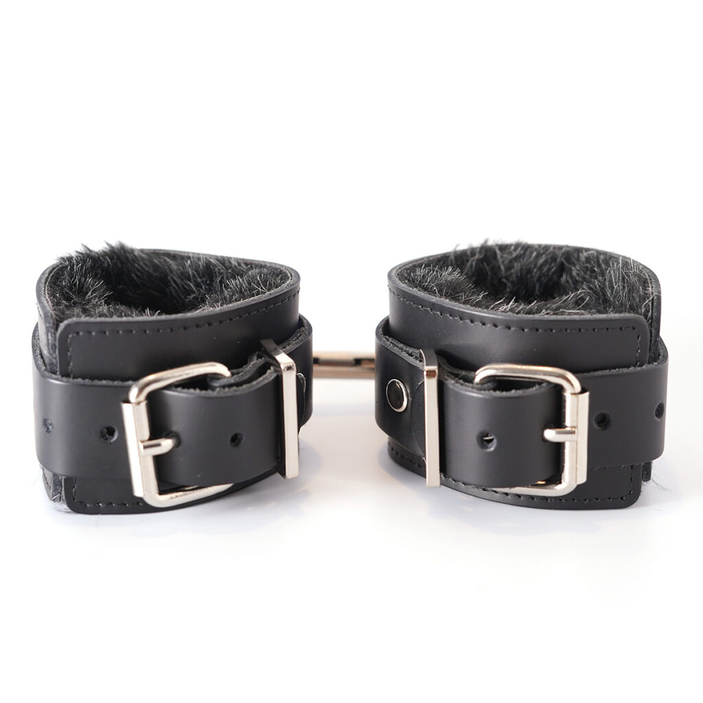 Premium Italian Leather Bondage Sex Restraints: Soft and Adjustable Sex Cuffs for Intense Pleasure